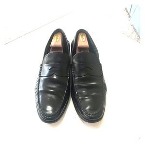 Tod’s Black Leather Loafers UK 10.5